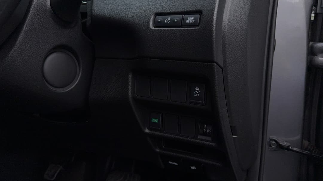 2022 Nissan X-trail St (2WD), Automatic, 29756 km, Utility Switches/Buttons