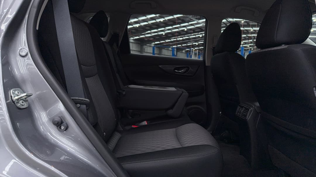 2022 Nissan X-trail St (2WD), Automatic, 29756 km, Right Side Rear Door Cabin View