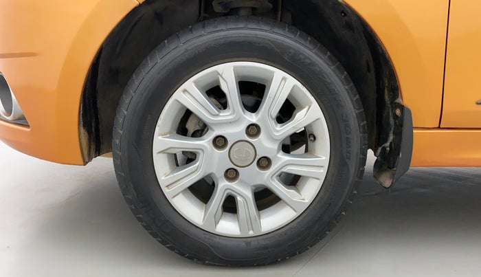 2018 Tata Tiago XZ PETROL, Petrol, Manual, 37,357 km, Left Front Wheel