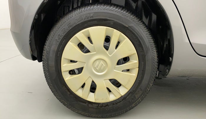 2012 Maruti Swift VXI, Petrol, Manual, 22,796 km, Right Rear Wheel