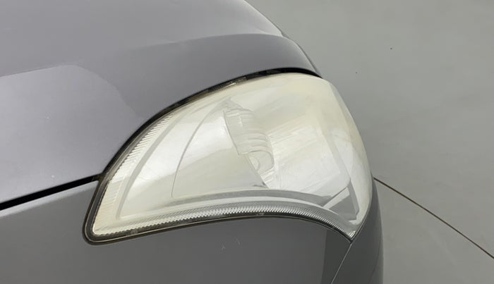 2012 Maruti Swift VXI, Petrol, Manual, 22,796 km, Right headlight - Minor scratches
