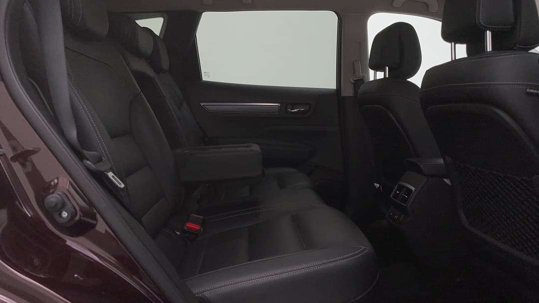 2022 Renault Koleos Zen (4x2), Automatic, 62309 km, Right Side Rear Door Cabin View