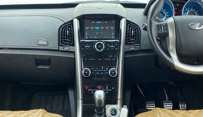 2019 Mahindra XUV500 W11 (O), Diesel, Manual, 29,847 km, Air Conditioner