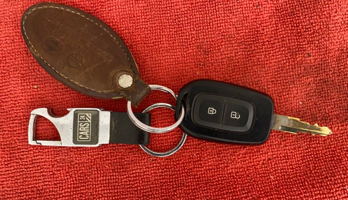2018 Datsun Redi Go S 1.0 AMT, Petrol, Automatic, 21,033 km, Key Close Up
