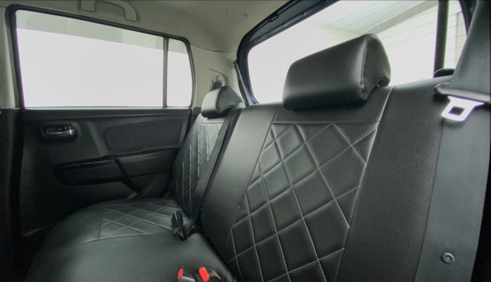 2014 Maruti Wagon R Stingray VXI, Petrol, Manual, 38,677 km, Right Side Rear Door Cabin