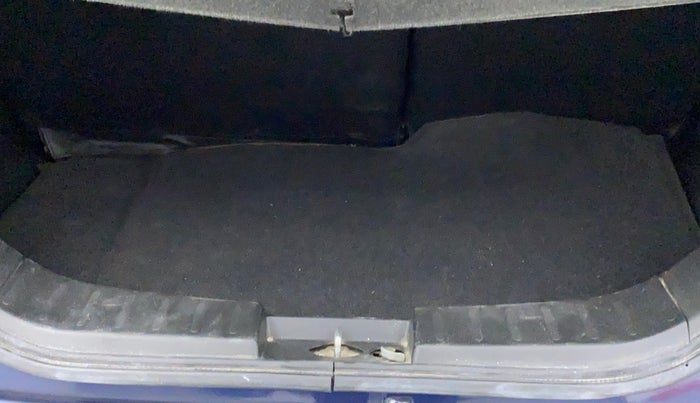 2014 Maruti Wagon R Stingray VXI, Petrol, Manual, 38,677 km, Boot Inside
