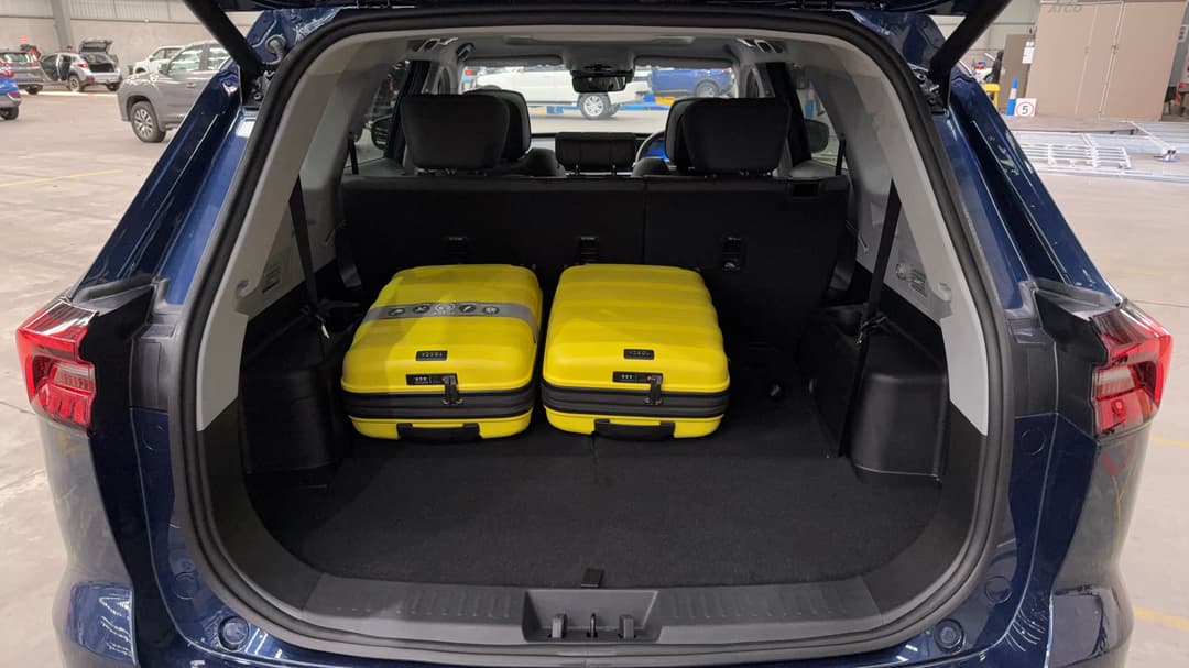 2025 Chery Tiggo 8 Pro Max Ultimate AWD, Automatic, 8699 km, Boot Inside View with Luggage
