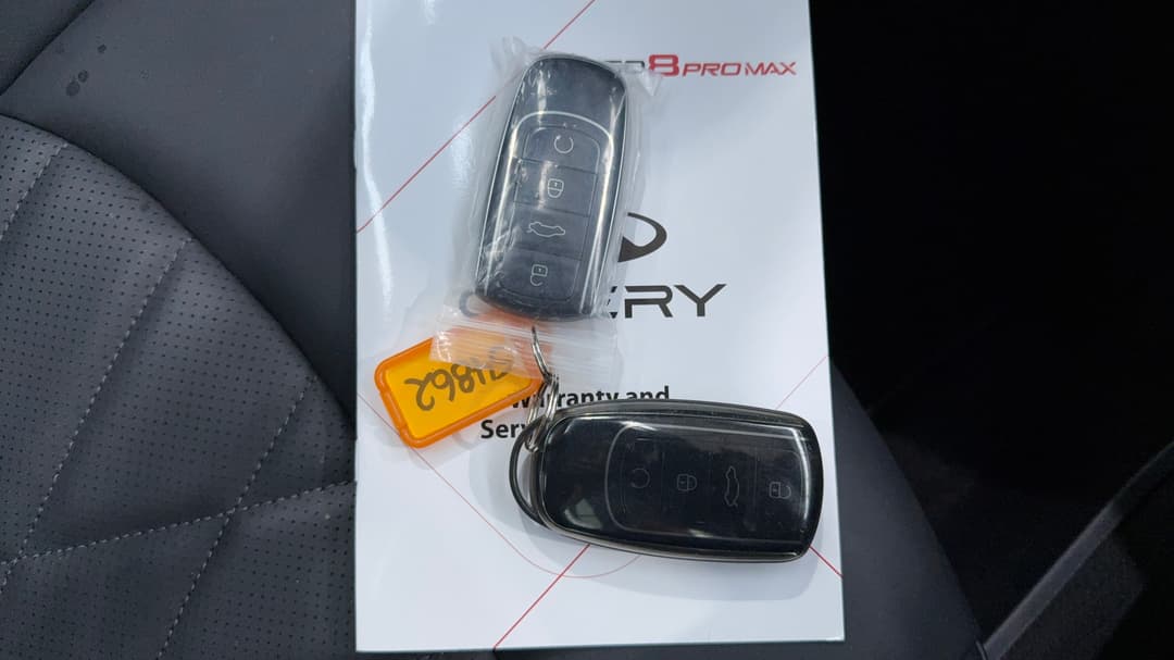 2025 Chery Tiggo 8 Pro Max Ultimate AWD, Automatic, 8699 km, Key Close-up