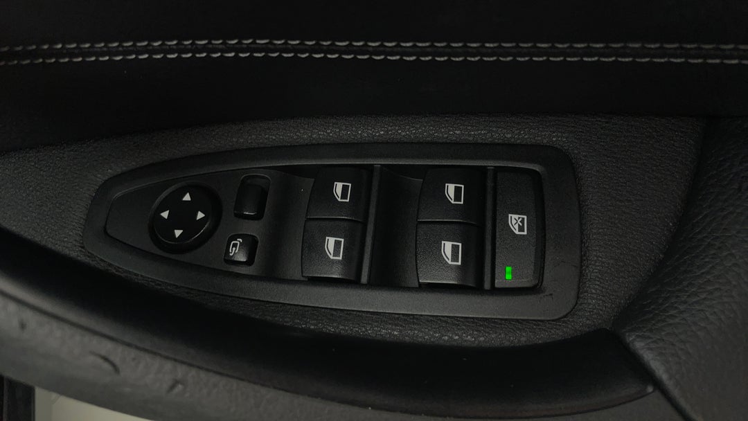 Drivers Side Door Panel Controls