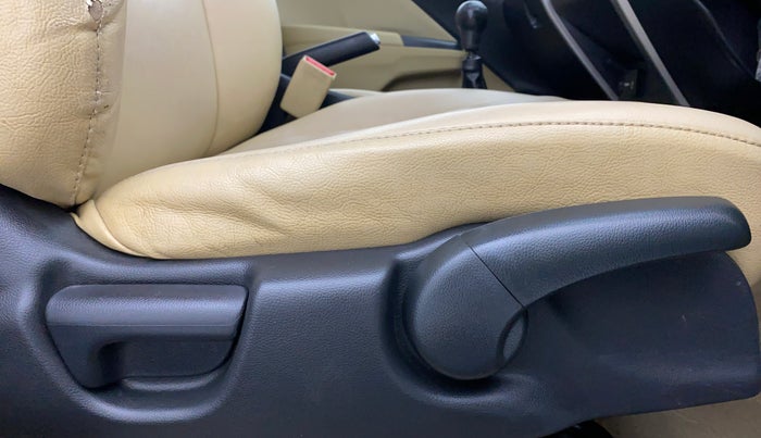 2019 Honda City VX MT PETROL, Petrol, Manual, 26,376 km, Driver Side Adjustment Panel