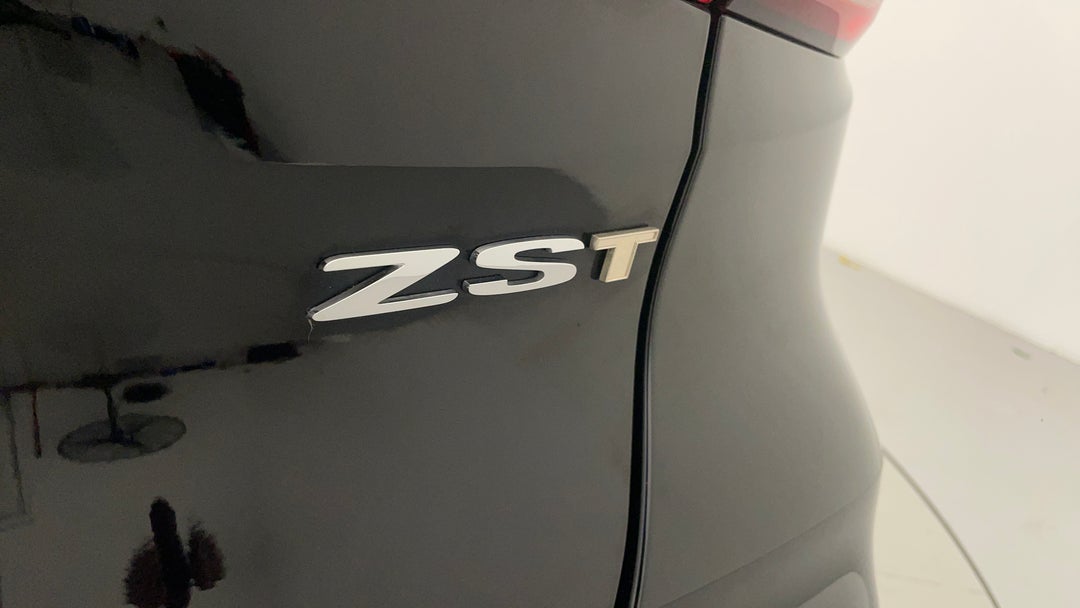 Badge (Boot Right Side)