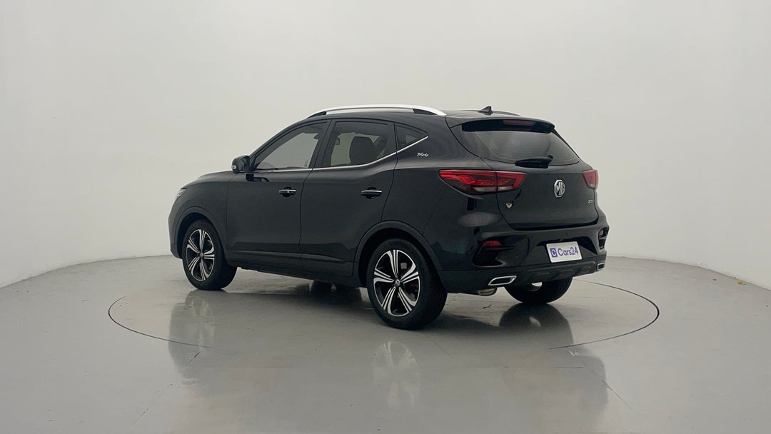 Left Back Diagonal (45- Degree) View