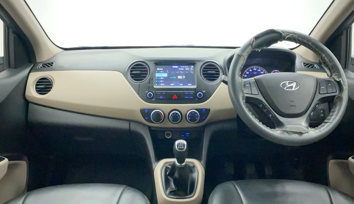 2017 Hyundai Grand i10 SPORTZ (O) 1.2 KAPPA VTVT, Petrol, Manual, 33,407 km, Dashboard