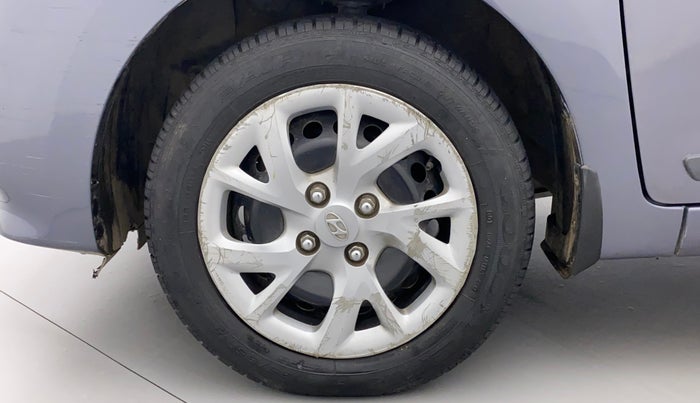 2017 Hyundai Grand i10 SPORTZ (O) 1.2 KAPPA VTVT, Petrol, Manual, 33,407 km, Left Front Wheel