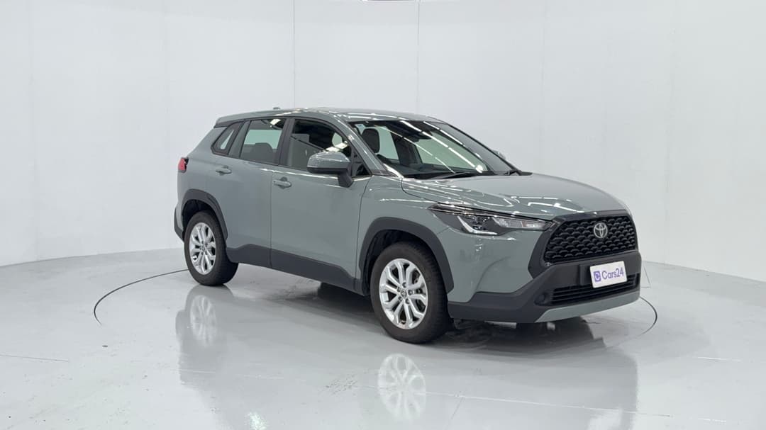 2023 Toyota Corolla Cross Gx 2WD, Automatic, 23401 km, Right Front Diagonal (45- Degree) View