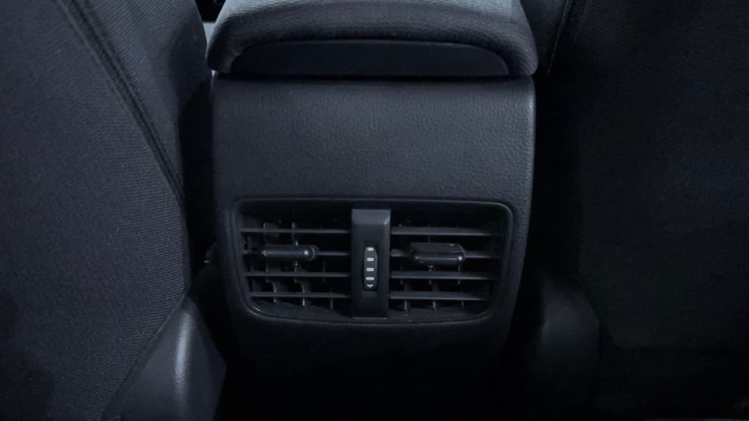 2023 Toyota Corolla Cross Gx 2WD, Automatic, 23401 km, Rear A/C Vent