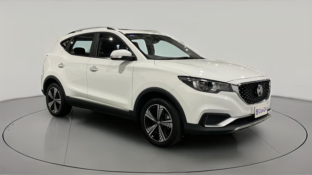 2020 MG ZS EV Essence, Automatic, 83813 km, Right Front Diagonal (45- Degree) View