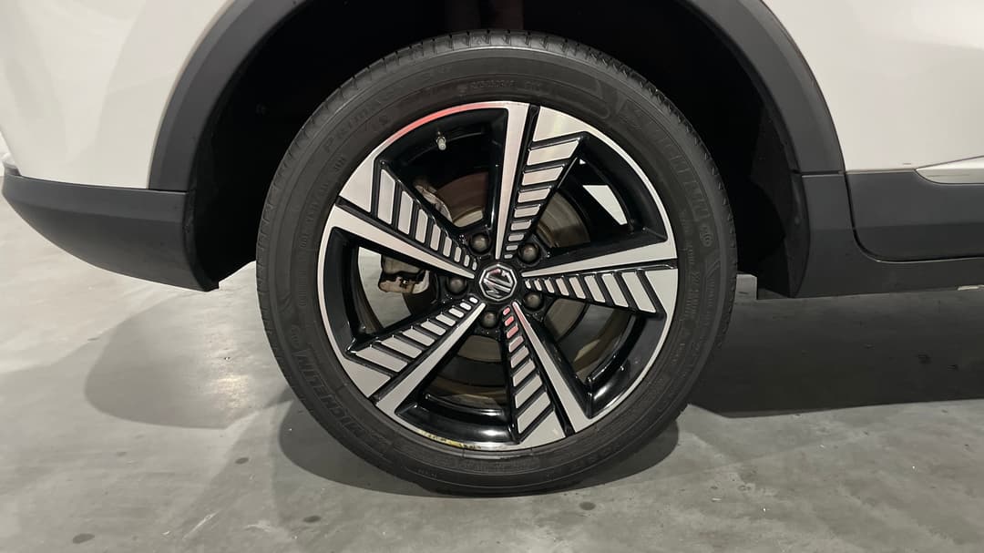 2020 MG ZS EV Essence, Automatic, 83813 km, Right Rear Wheel