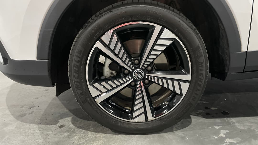 2020 MG ZS EV Essence, Automatic, 83813 km, Left Front Wheel