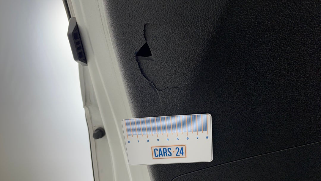 Boot / Tailgate Tailgate Scratch