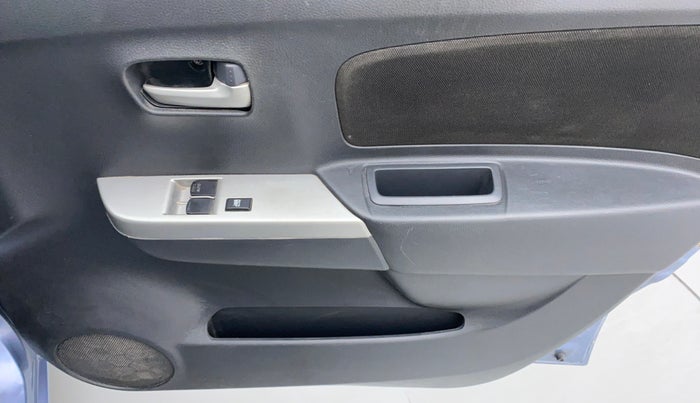 2011 Maruti Wagon R 1.0 LXI, Petrol, Manual, 26,199 km, Driver Side Door Panels Control
