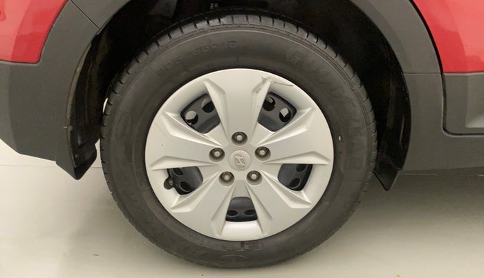 2017 Hyundai Creta E PLUS 1.6 PETROL, Petrol, Manual, 75,175 km, Right Rear Wheel