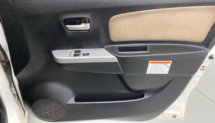 2018 Maruti Wagon R 1.0 LXI CNG, CNG, Manual, 39,623 km, Driver Side Door Panels Control