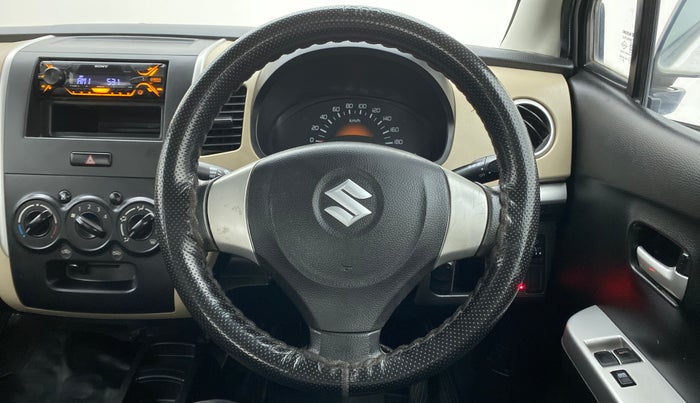 2018 Maruti Wagon R 1.0 LXI CNG, CNG, Manual, 39,623 km, Steering Wheel Close Up