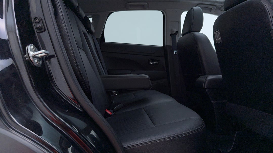 Right Side Rear Door Cabin View