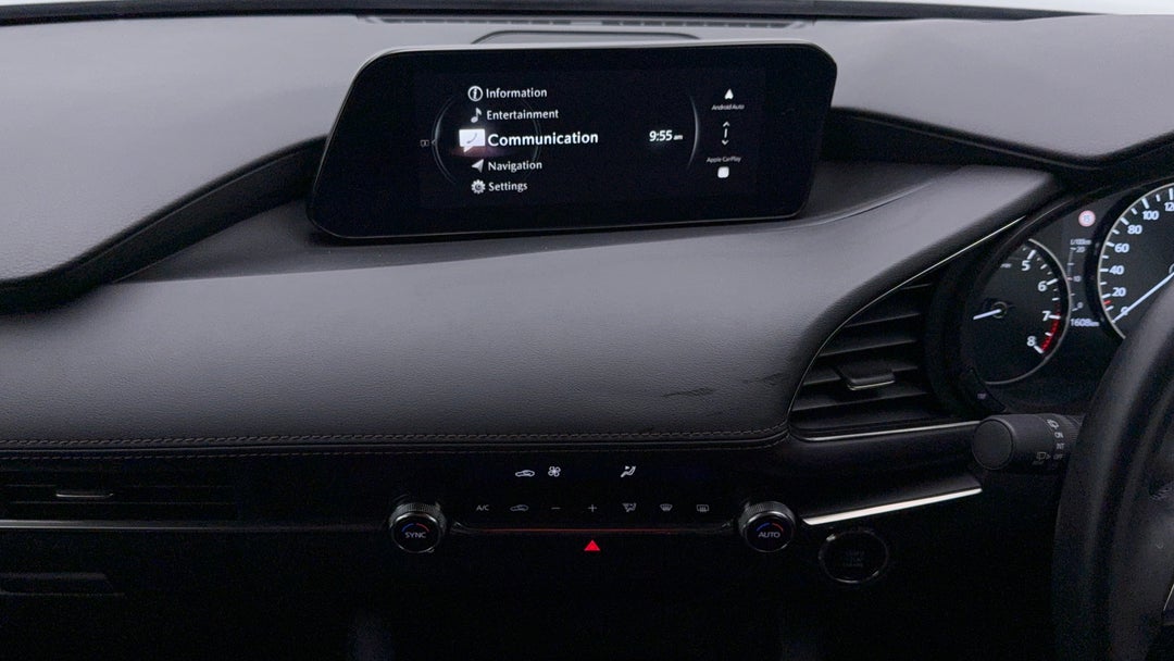 2024 Mazda 3 G20 Touring, Automatic, 11608 km, Center Console