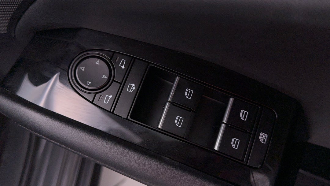 2024 Mazda 3 G20 Touring, Automatic, 11608 km, Drivers Side Door Panel Controls