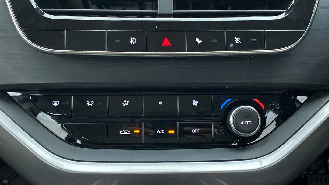Automatic Climate Control 