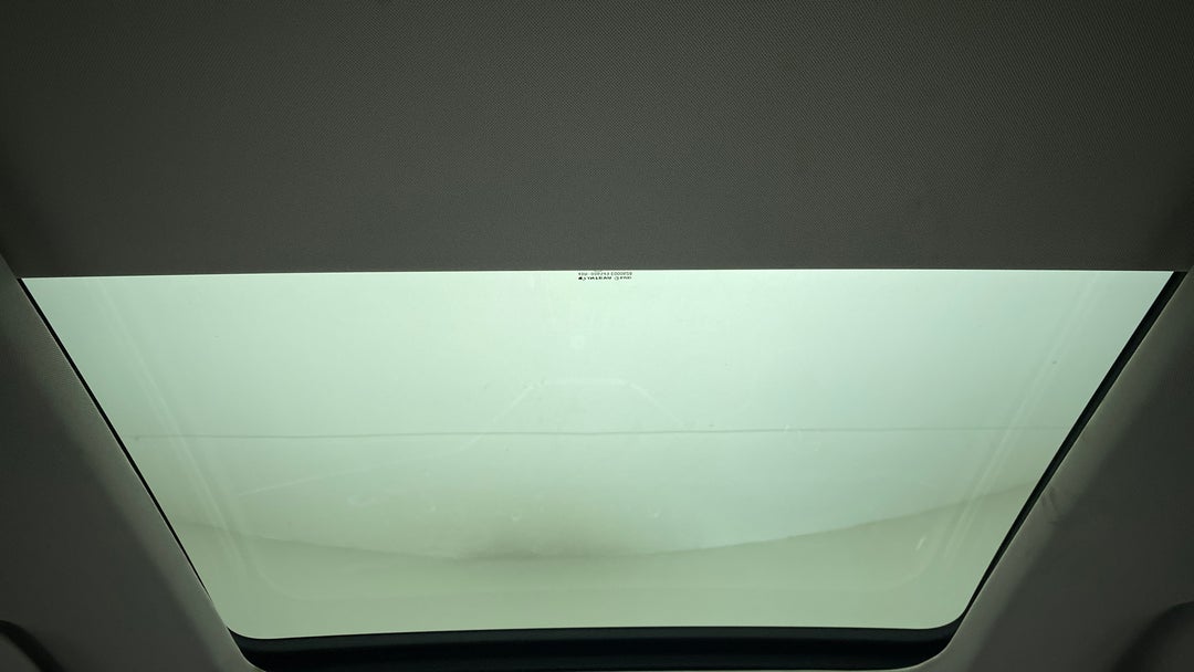 Moonroof/ Sunroof