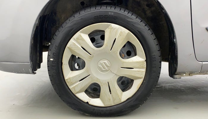 2011 Maruti Wagon R 1.0 VXI, Petrol, Manual, 41,982 km, Left Front Wheel