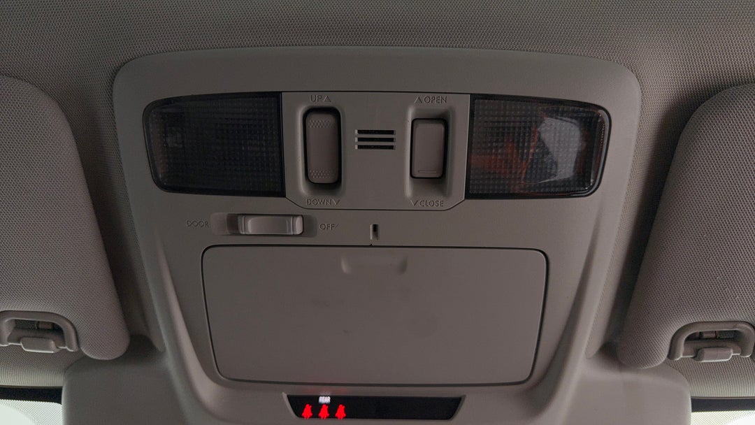 2020 Subaru Outback 2.5i-X AWD, Automatic, 121518 km, On-Roof Controls/Sunglass holder