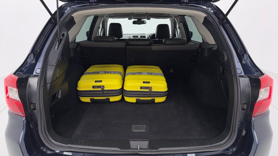 2020 Subaru Outback 2.5i-X AWD, Automatic, 121518 km, Boot Inside View with Luggage