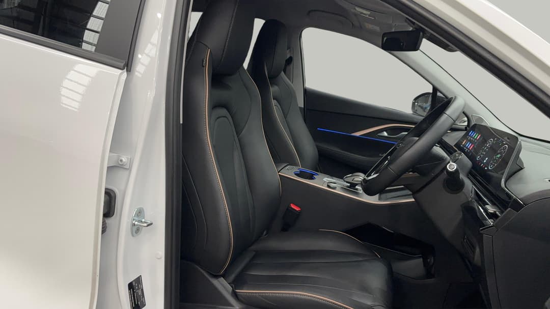 2023 Chery Omoda 5 Bx (basic Version), Automatic, 34327 km, Right Side Front Door Cabin View
