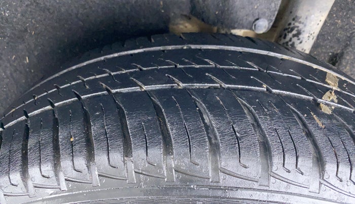 2018 Maruti Vitara Brezza VDI OPT, Diesel, Manual, Left Rear Tyre Tread