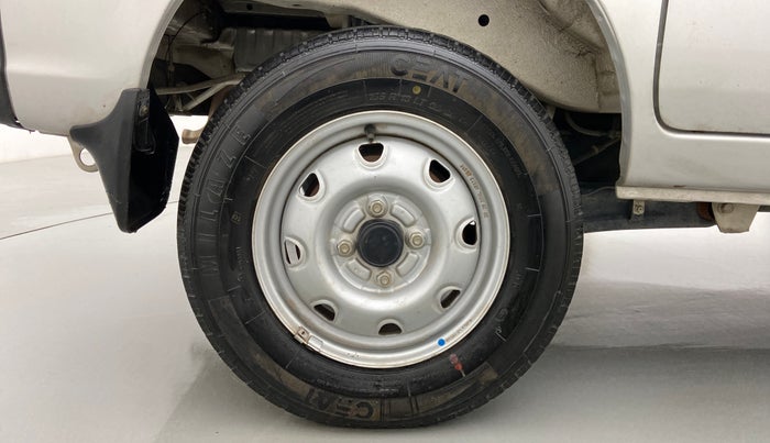2020 Maruti Eeco 7 STR, Petrol, Manual, 8,524 km, Right Rear Wheel