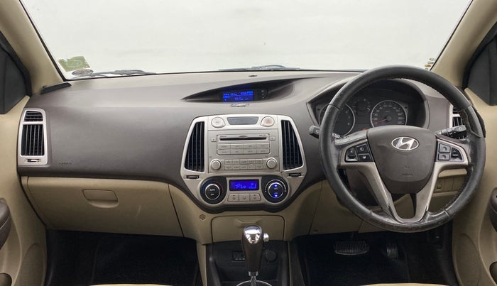 2011 Hyundai i20 ASTA 1.4 AT VTVT, Petrol, Automatic, 1,00,159 km, Dashboard
