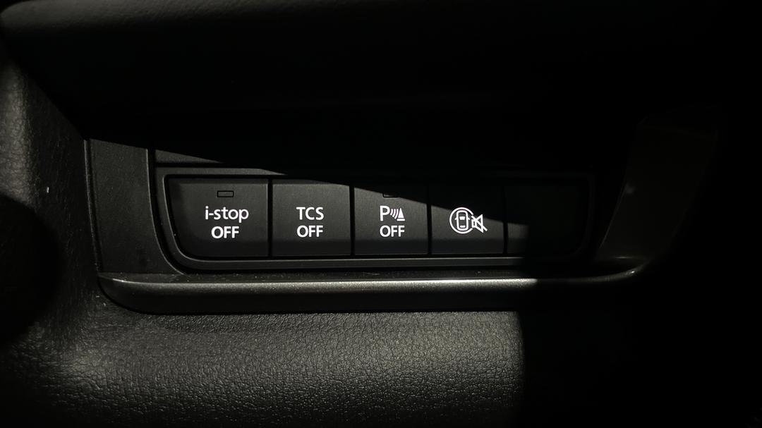 2024 Mazda CX-30 G20 Pure (FWD), Automatic, 43429 km, Utility Switches/Buttons
