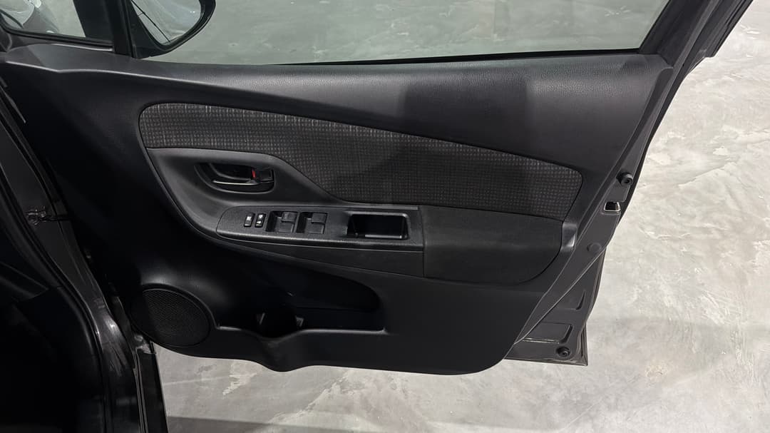2020 Toyota Yaris Ascent, Manual, 44663 km, Speaker View