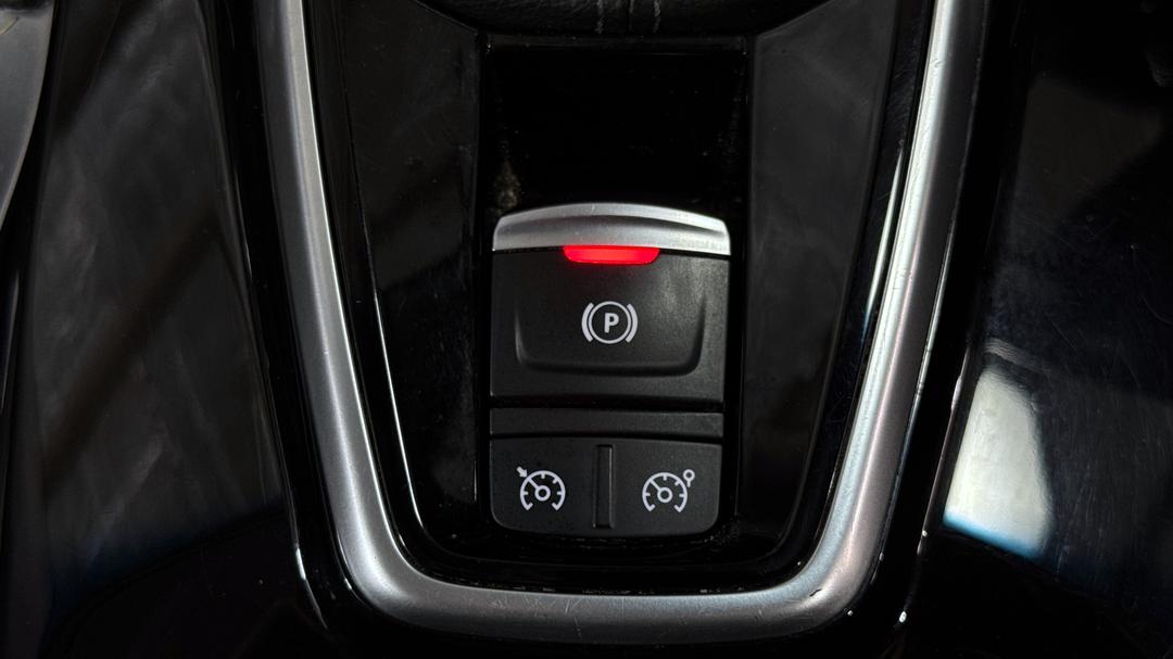 2023 Renault Koleos Zen (4x2), Automatic, 63556 km, Handbrake