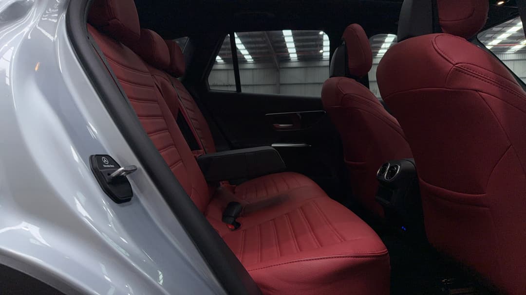 2025 Mercedes-benz GLC 200 4matic, Automatic, 9500 km, Right Side Rear Door Cabin View