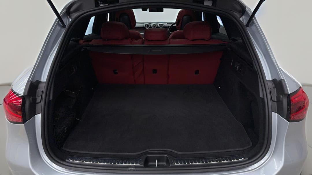 2025 Mercedes-benz GLC 200 4matic, Automatic, 9500 km, Boot Inside View