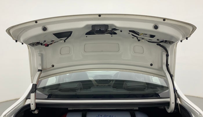 2018 Hyundai Xcent E+, CNG, Manual, 57,279 km, Boot Door Open
