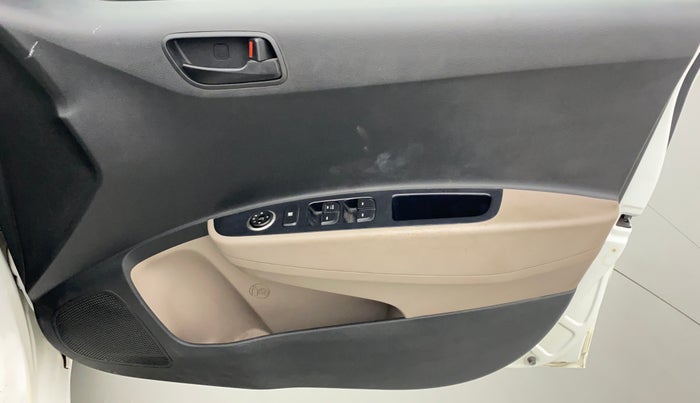 2018 Hyundai Xcent E+, CNG, Manual, 57,279 km, Driver Side Door Panels Control