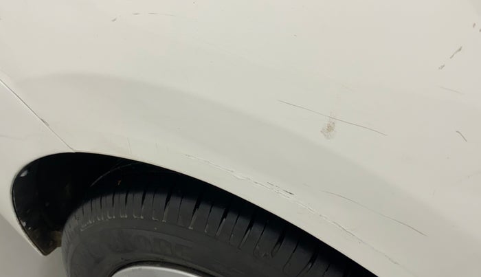 2018 Hyundai Xcent E+, CNG, Manual, 57,279 km, Right quarter panel - Minor scratches
