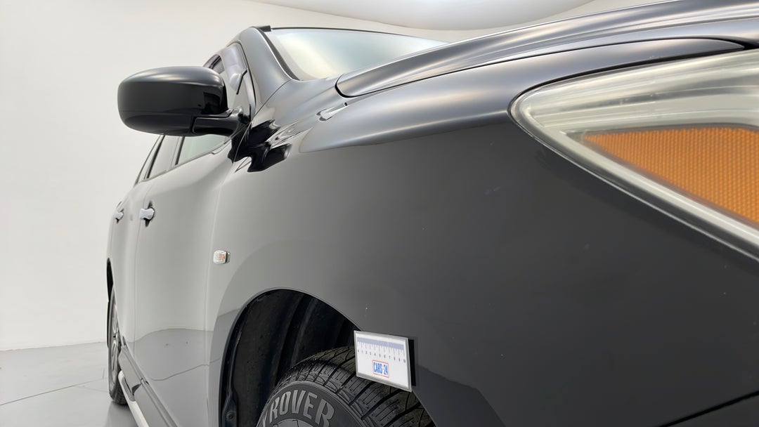 Quarter Panel Front LHS Guard Chip