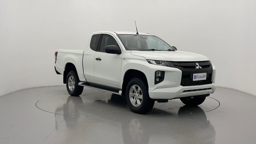 Right Front Diagonal (45- Degree) View